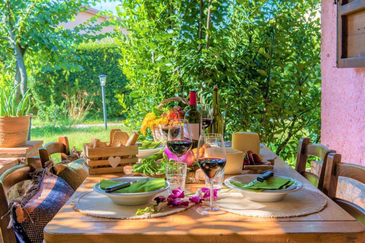 Hostly - Country House Donoratico - Only For Families Екстериор снимка